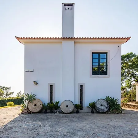 Lisbon Sea View Villa